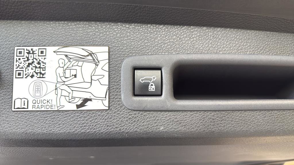 Used 2023 Toyota Sienna XLE w/ XLE Plus Package image 24