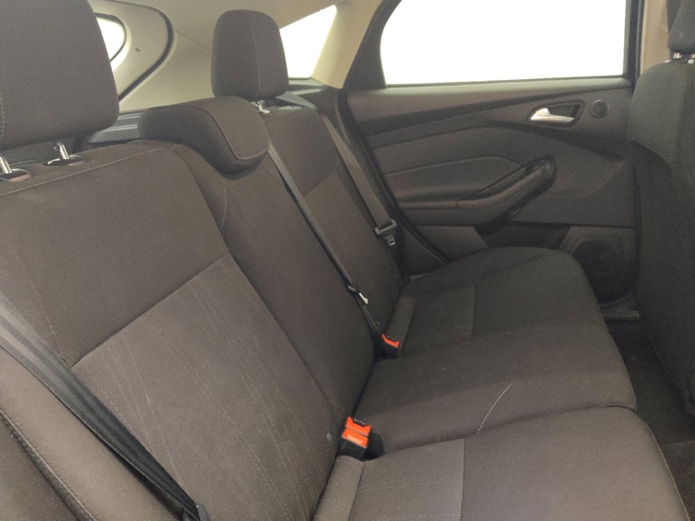 Used 2018 Ford Focus SEL image 19