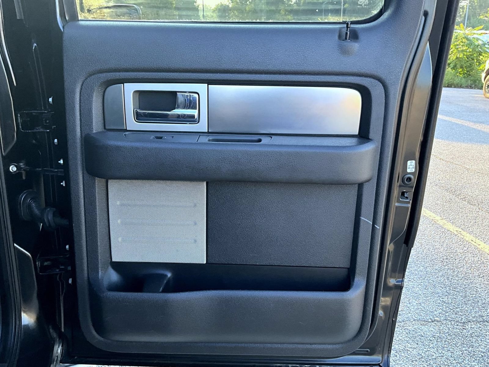 Used 2014 Ford F150 FX4 w/ Equipment Group 402A Luxury AWD/4WD image 20
