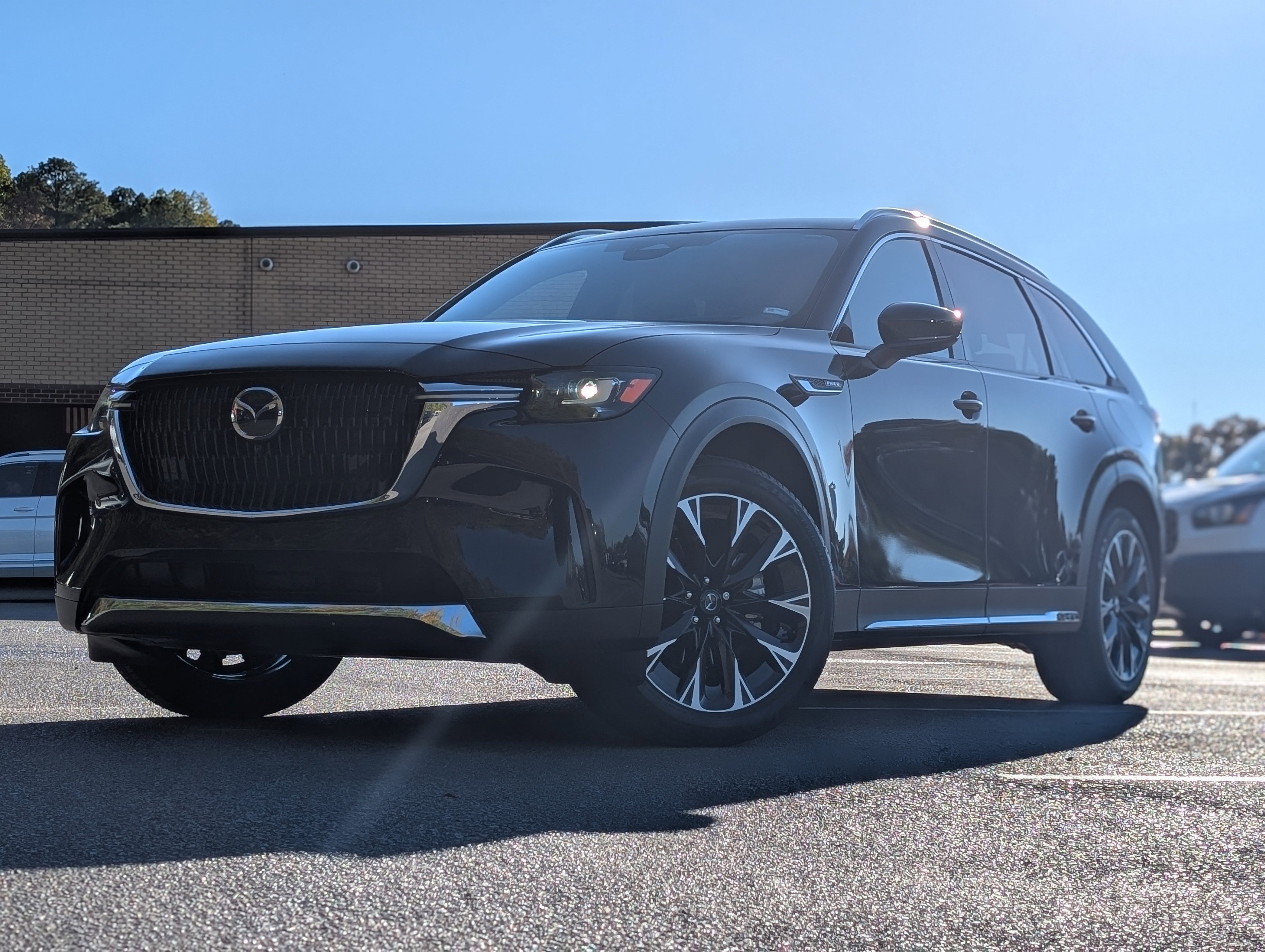 Used 2025 MAZDA CX-90 Plug-In Hybrid w/ Premium Plus image 4