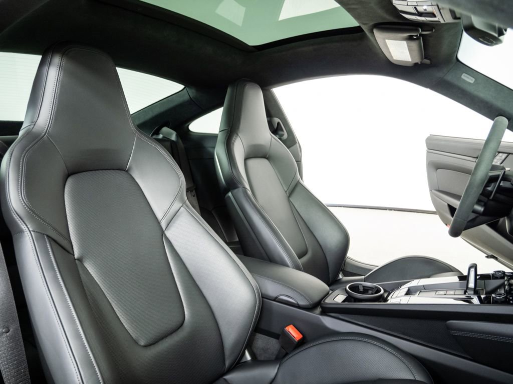 Certified 2026 Porsche 911 Carrera GTS image 21