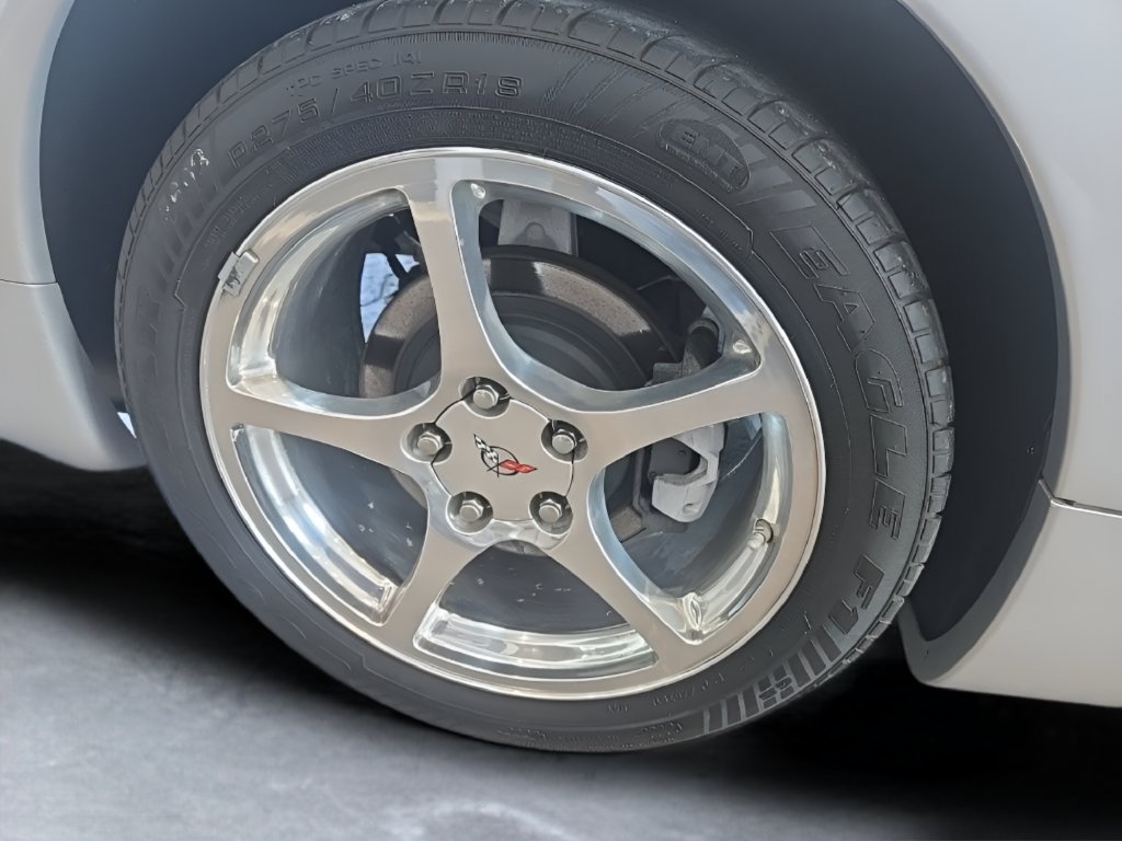Used 2003 Chevrolet Corvette Convertible RWD image 24