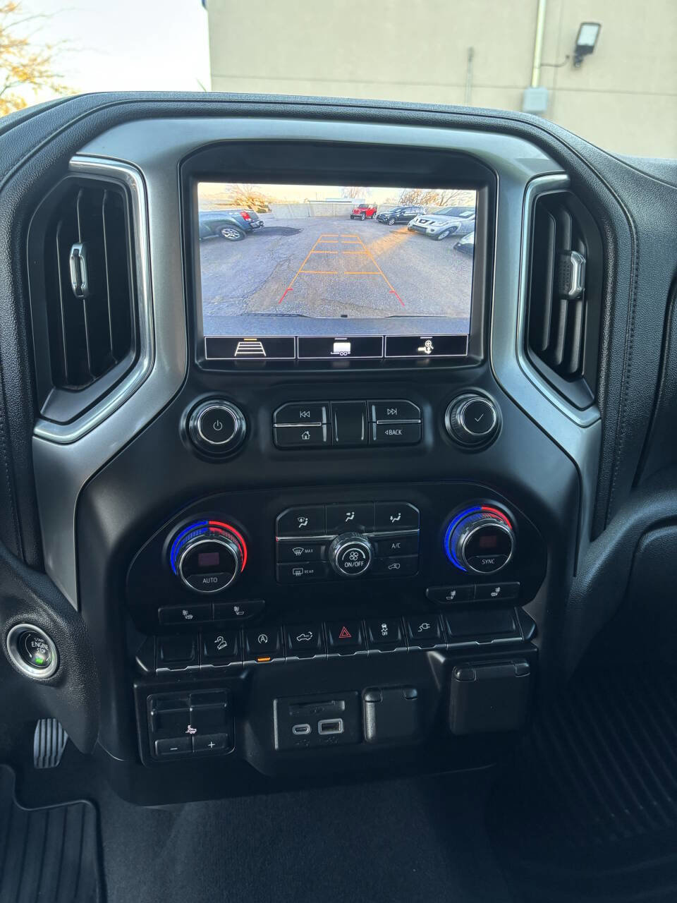 Used 2020 Chevrolet Silverado 1500 LT w/ All-Star Edition image 10