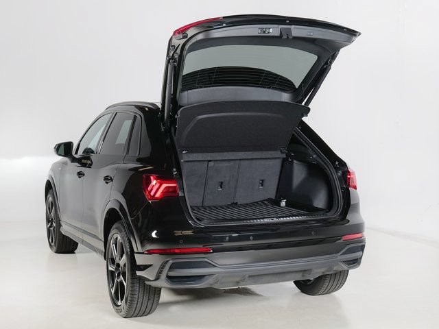 Certified 2025 Audi Q3 2.0T Premium Plus w/ Premium Plus Package AWD/4WD image 6