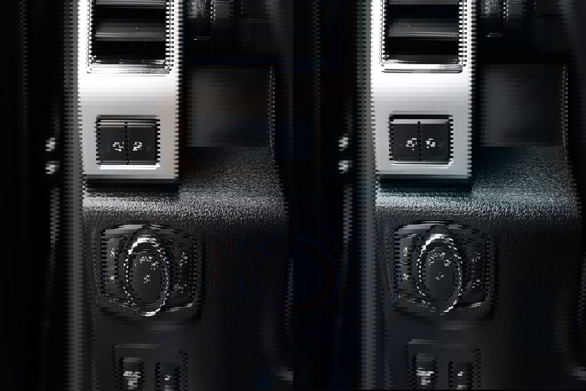 Used 2019 Ford F150 Lariat image 49