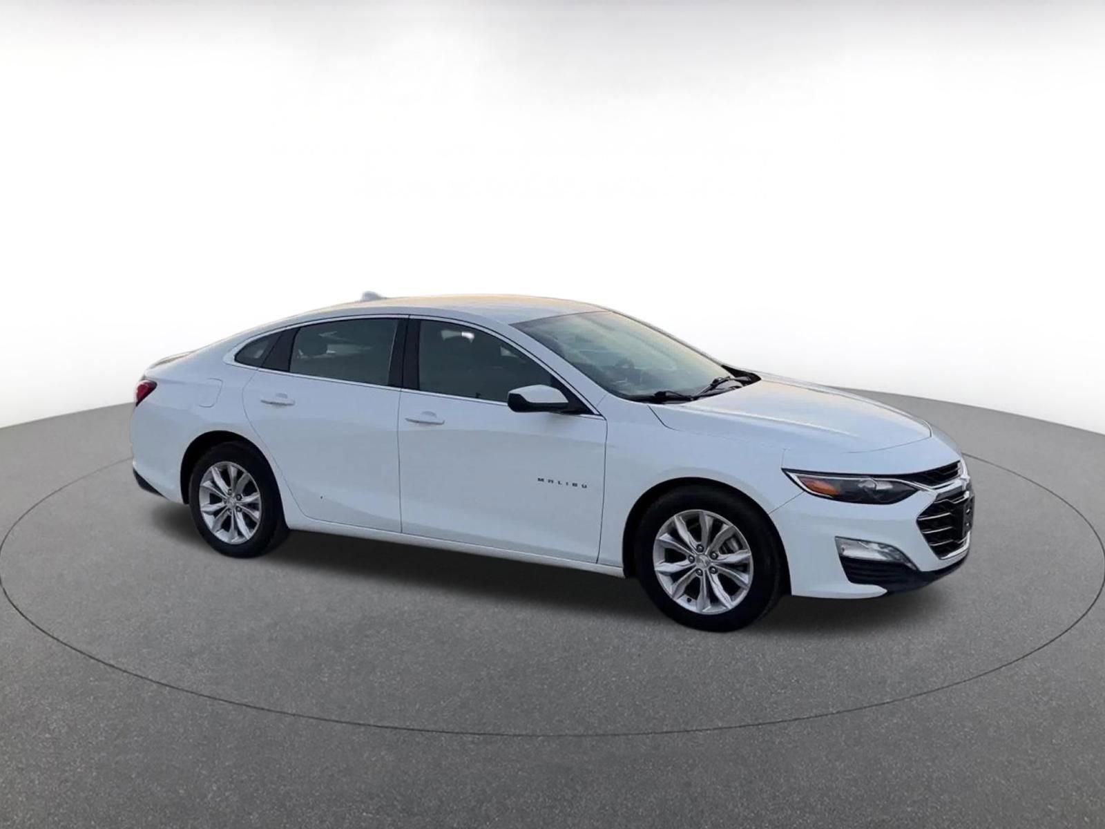 Used 2022 Chevrolet Malibu LT video 2