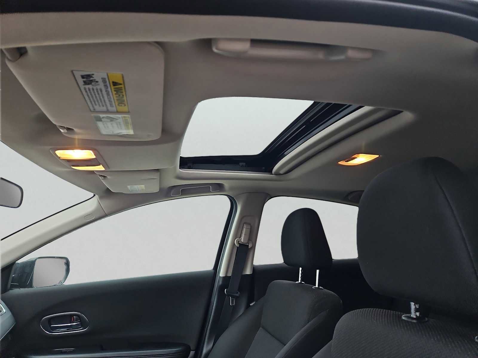 Used 2017 Honda HR-V EX image 15