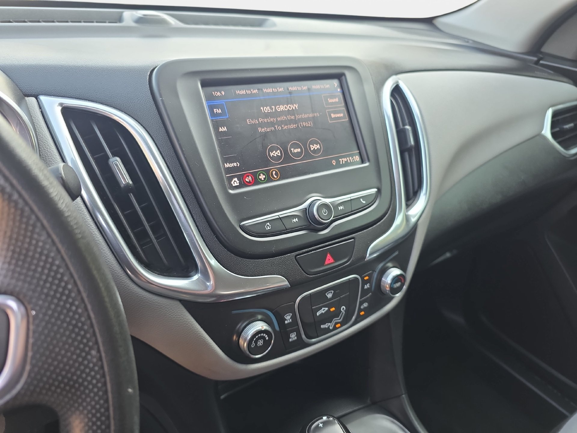 Used 2020 Chevrolet Equinox LS w/ LS Convenience Package FWD image 19