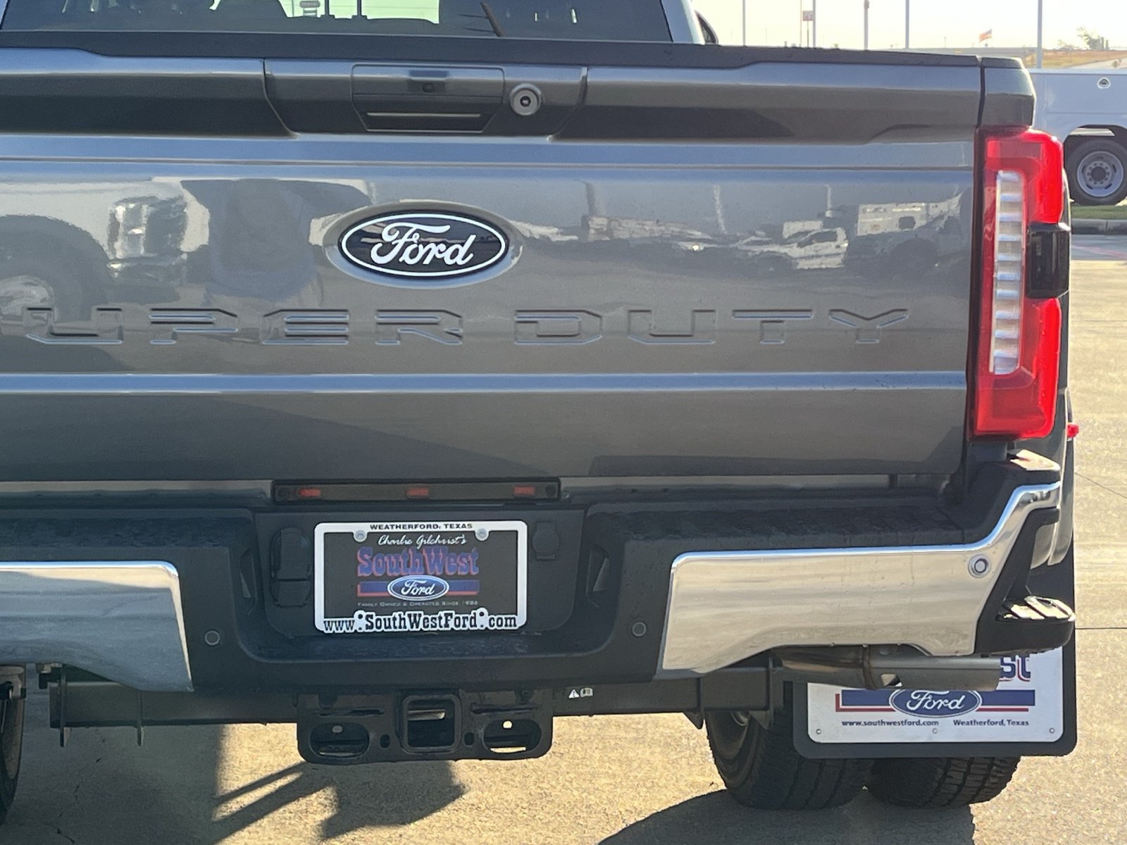 New 2027 Ford F350 XLT w/ XLT Premium Package AWD/4WD image 6
