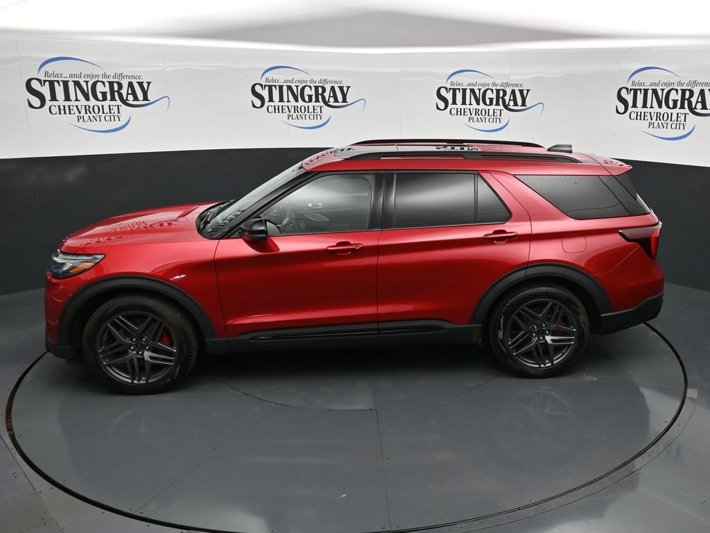 Used 2025 Ford Explorer ST w/ Sun And Sound Package RWD image 21