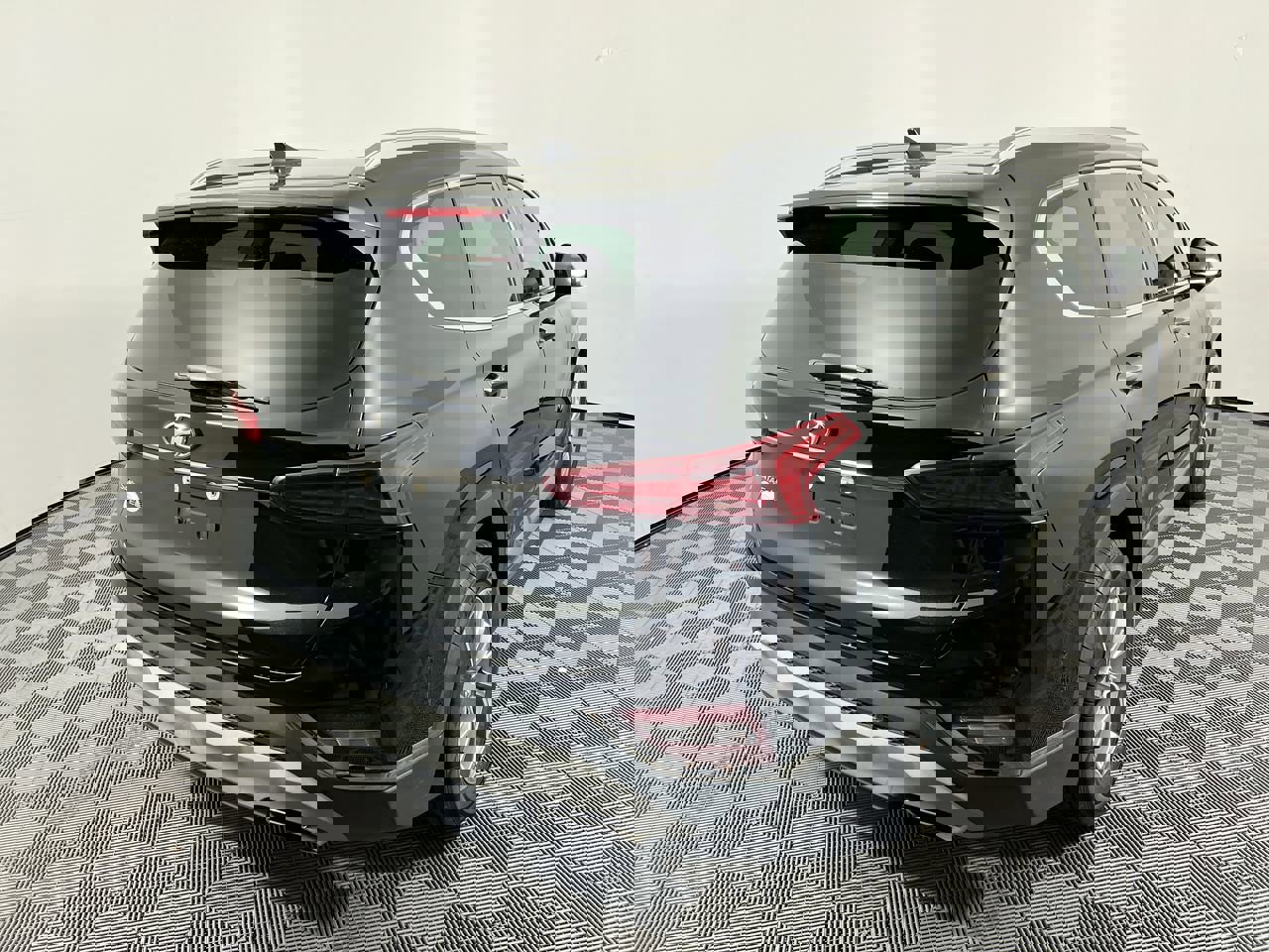 Used 2019 Hyundai Santa Fe FWD image 3