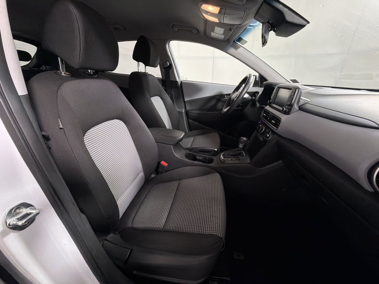 Used 2021 Hyundai Kona SEL FWD image 25