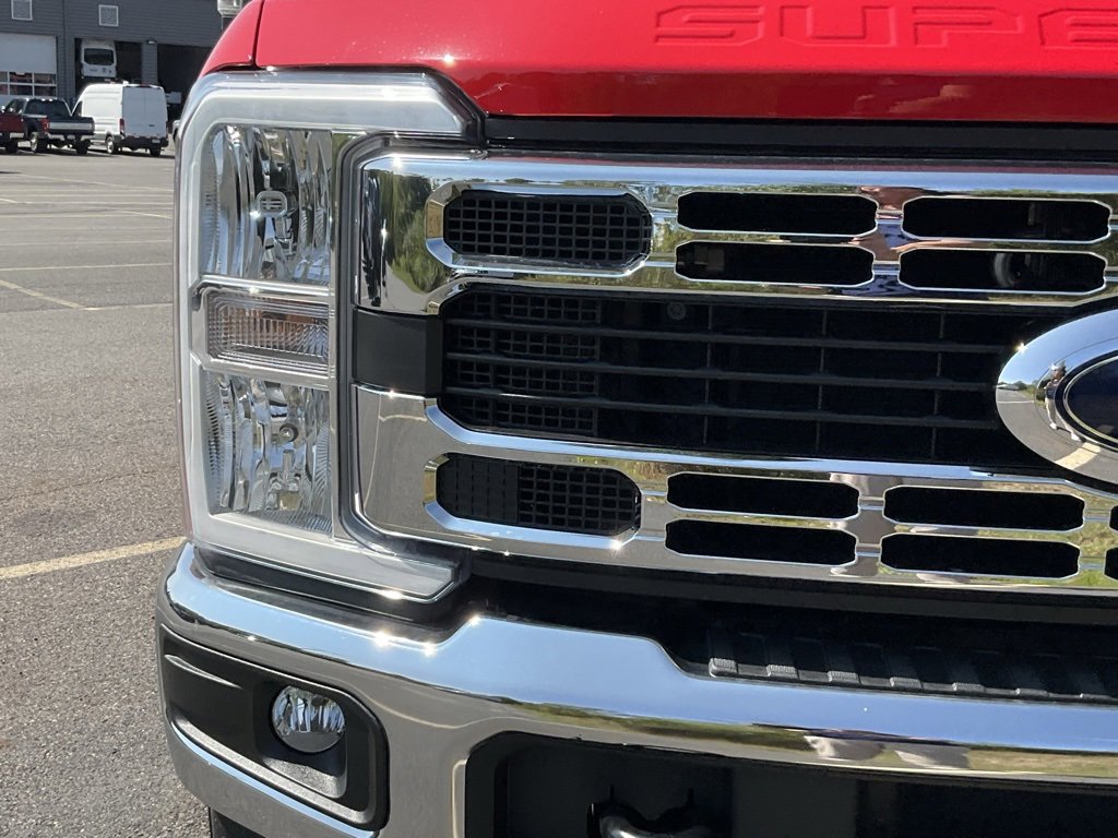 New 2026 Ford F250 XLT image 2