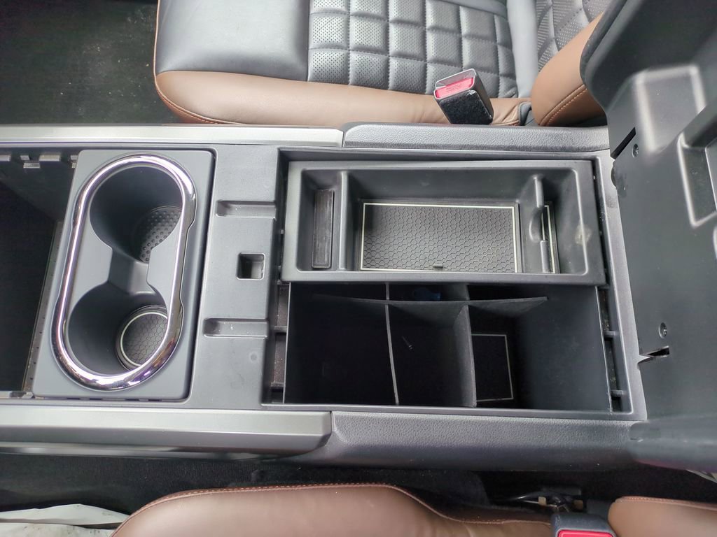 Used 2018 Nissan Titan Platinum Reserve w/ Platinum Utility Package image 30