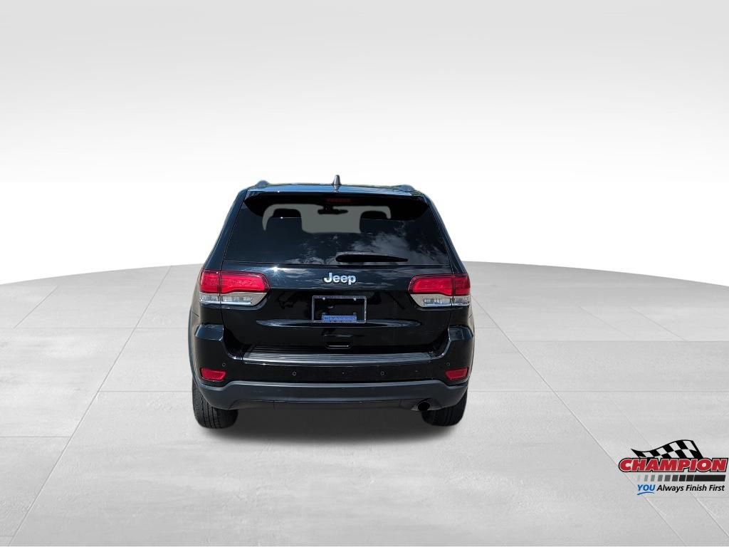 Used 2020 Jeep Grand Cherokee Laredo AWD/4WD image 4