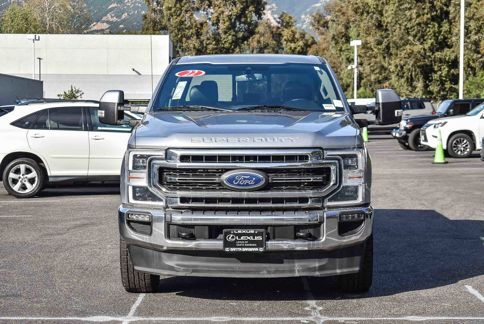 Used 2020 Ford F350 Lariat w/ Lariat Ultimate Package image 2
