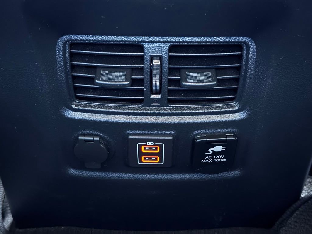 Used 2020 Nissan Titan SV w/ SV Convenience Package image 49