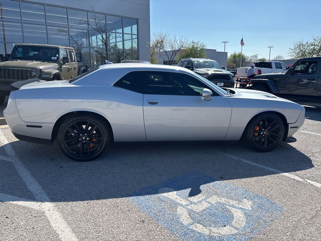 Used 2023 Dodge Challenger GT w/ Plus Package image 31