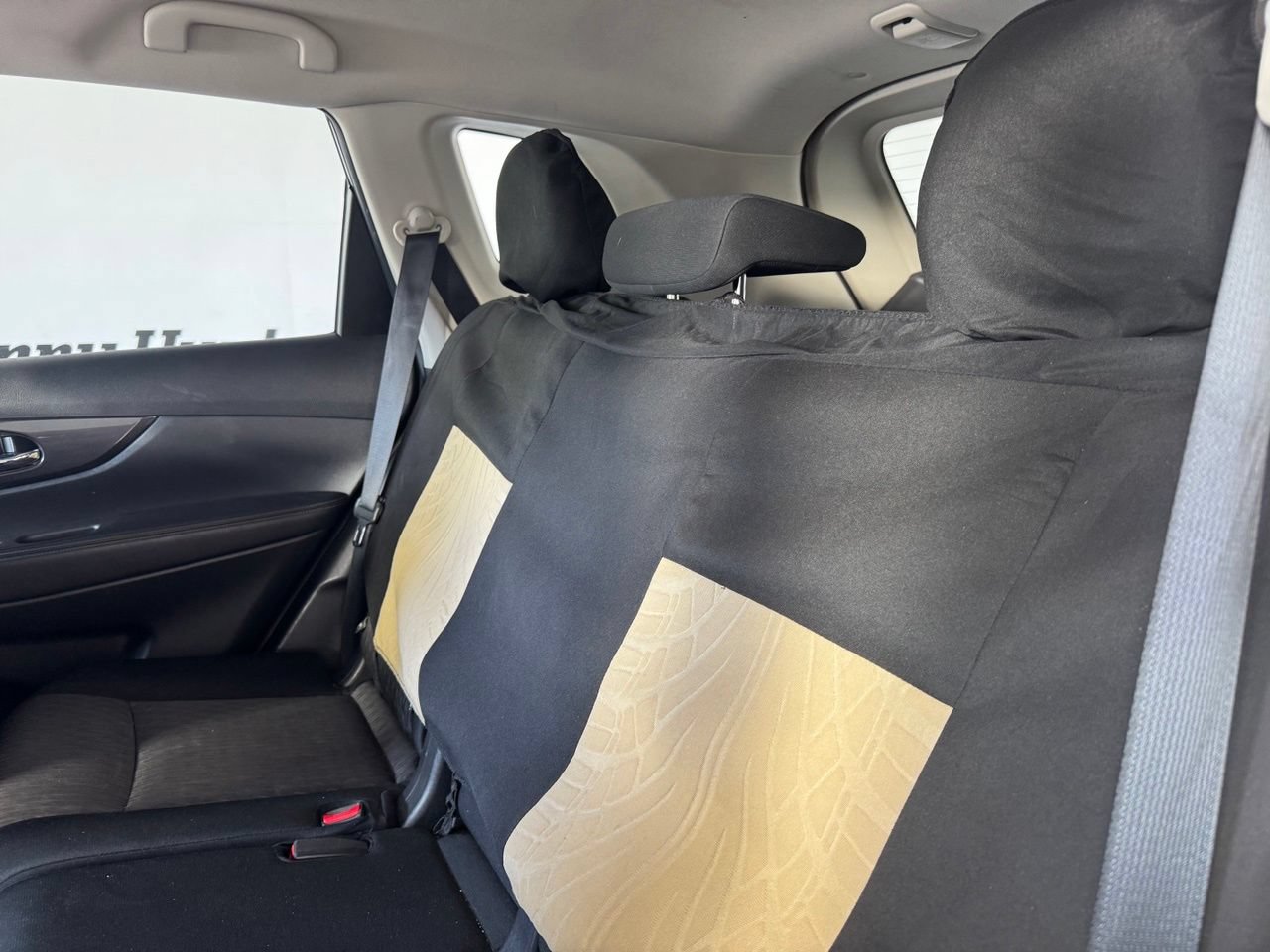Used 2019 Nissan Rogue S w/ Special Edition Package FWD image 11