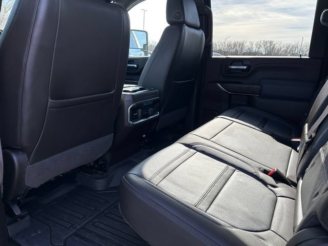 Used 2022 GMC Sierra 3500 Denali w/ Denali Ultimate Package AWD/4WD image 12