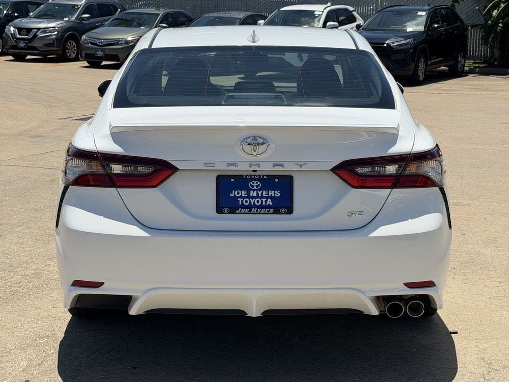 Used 2024 Toyota Camry SE FWD image 8