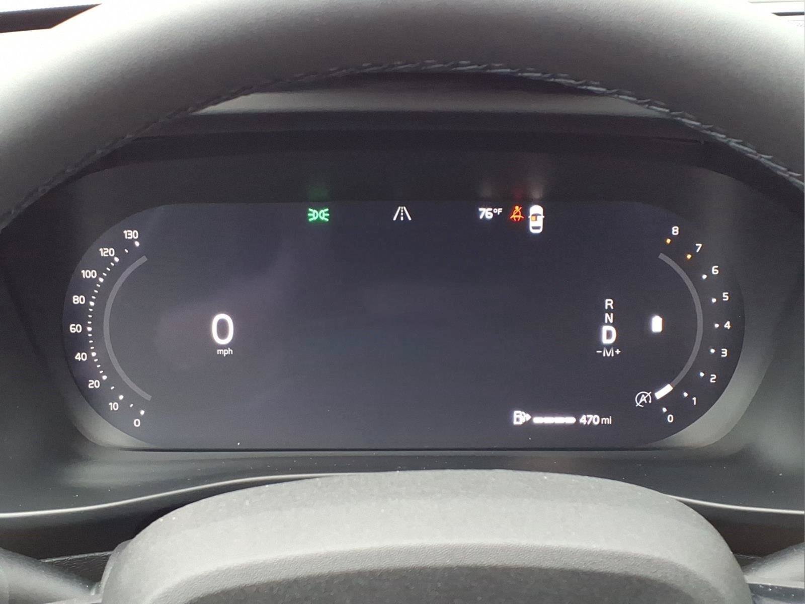 New 2026 Volvo XC40 B5 Ultra w/ Protection Package Premier AWD/4WD image 13