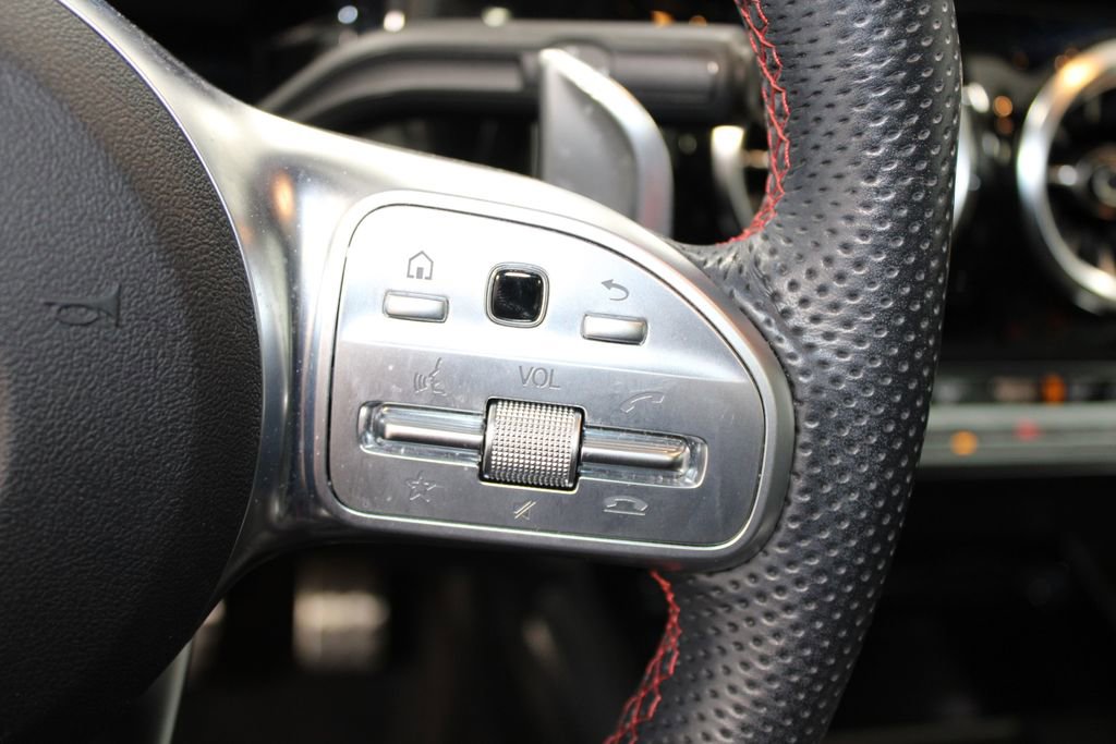 Used 2022 Mercedes-Benz GLA 35 AMG 4MATIC image 22