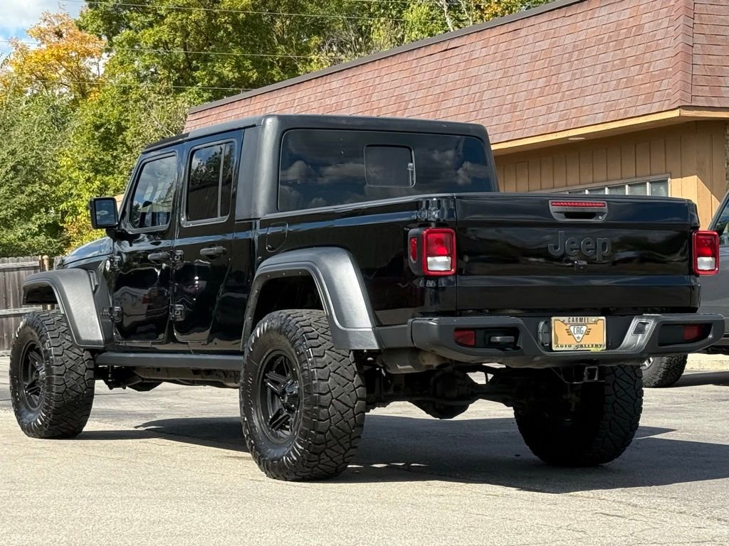Used 2020 Jeep Gladiator Sport image 3