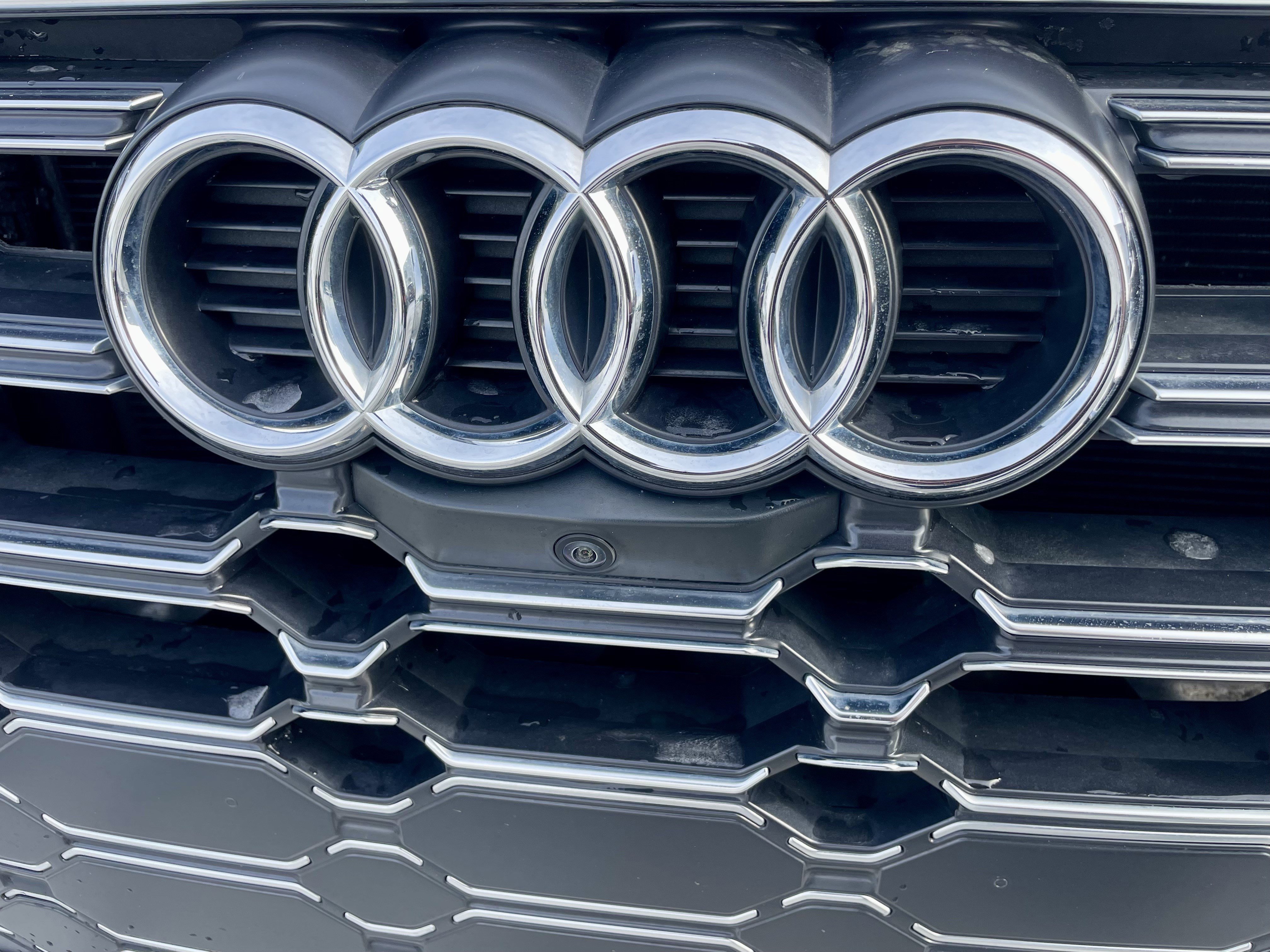 Used 2024 Audi SQ5 Premium Plus w/ Premium Plus Package image 31