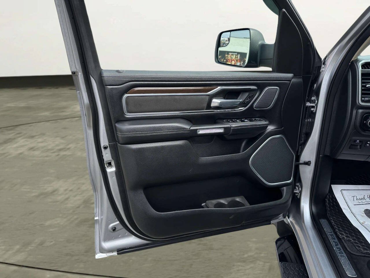 Used 2021 RAM 1500 Laramie AWD/4WD image 13