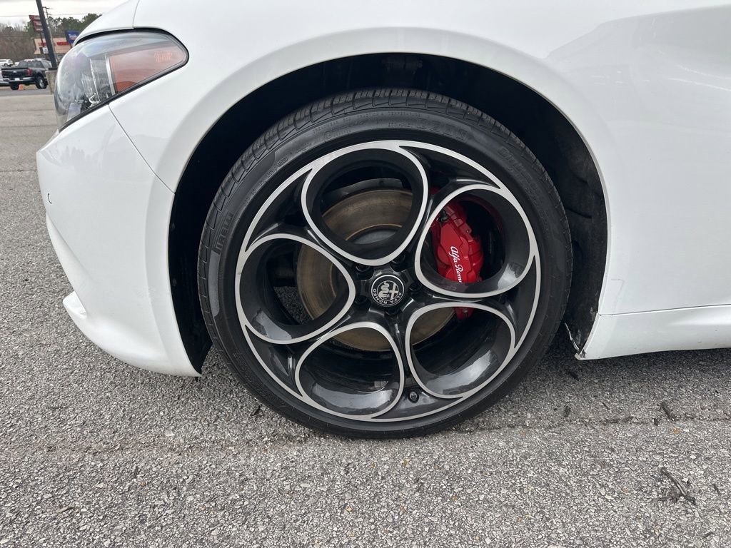 Used 2024 Alfa Romeo Giulia Ti image 4