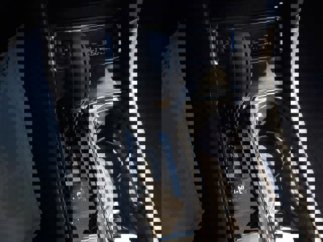 Certified 2025 Subaru Ascent Bronze Edition w/ Onyx Package image 33