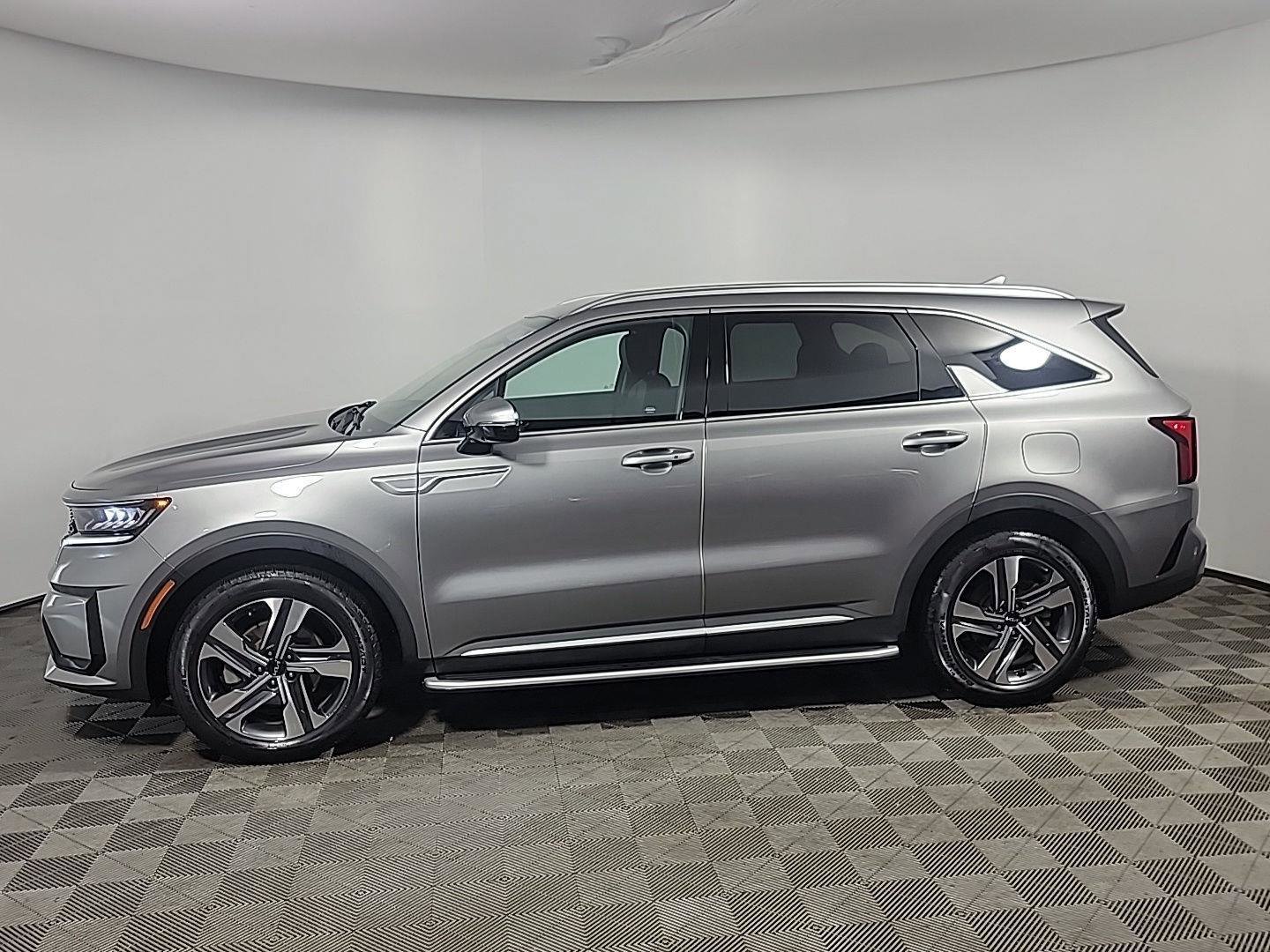 Used 2023 Kia Sorento EX AWD/4WD image 12