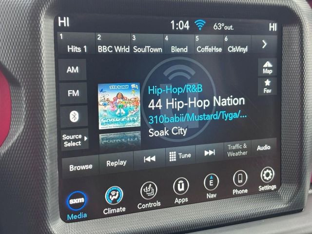 Used 2022 Jeep Wrangler Unlimited Rubicon w/ Cold Weather Group image 19