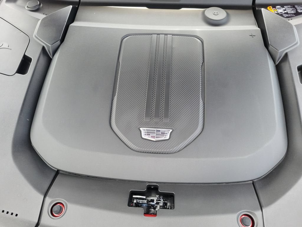 New 2026 Cadillac Lyriq V AWD/4WD image 24