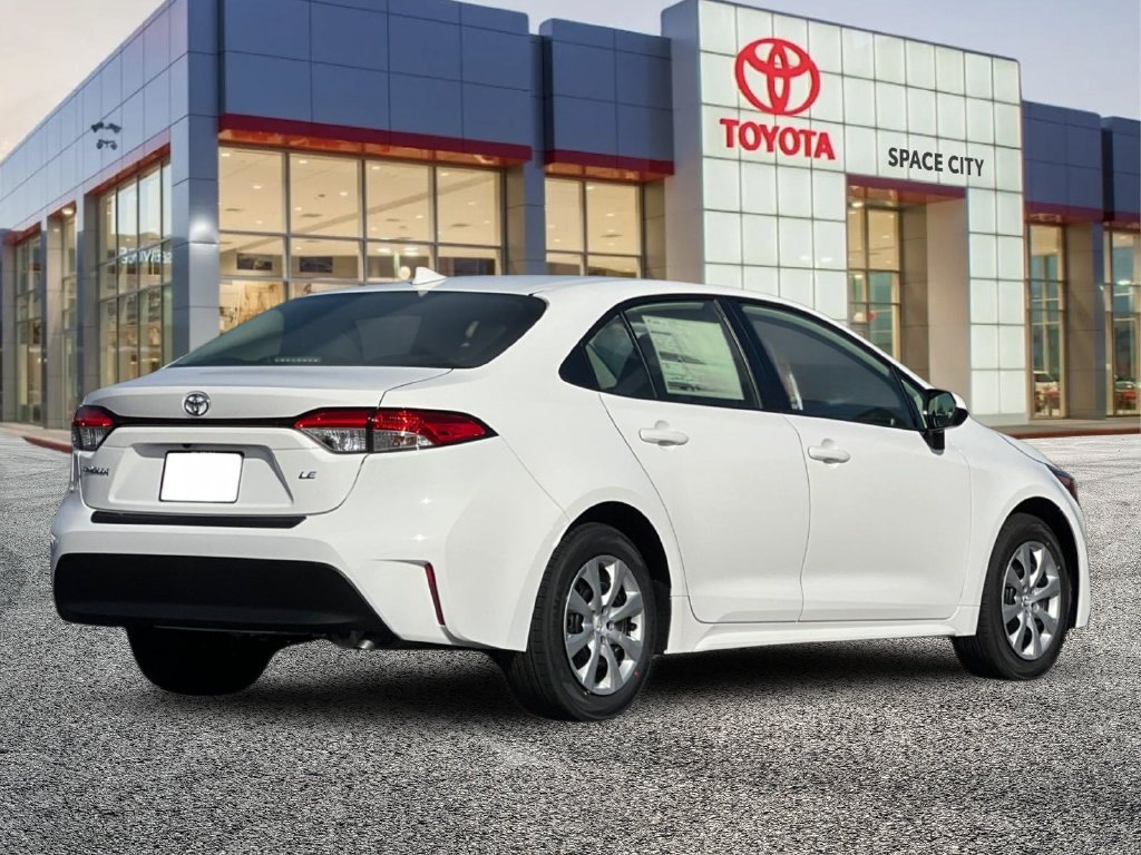 Used 2026 Toyota Corolla LE FWD image 6