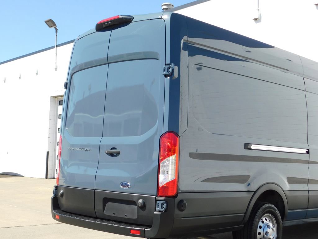 Used 2022 Ford Transit 250 148 High Roof Extended AWD w/ Parcel Delivery Package image 83