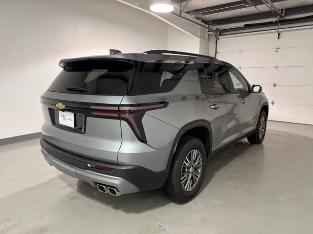 Used 2024 Chevrolet Traverse LT AWD/4WD image 6