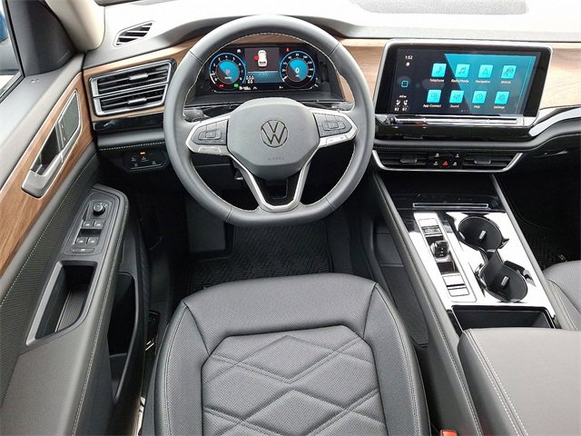 New 2025 Volkswagen Atlas SE image 7