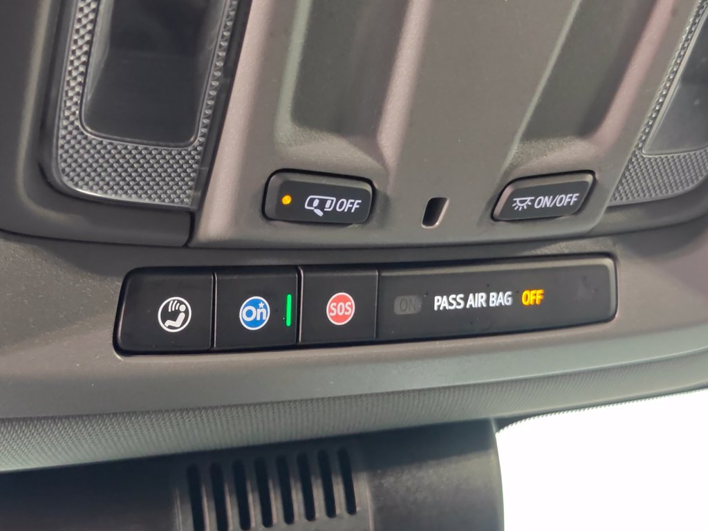 Used 2023 Chevrolet Silverado 1500 W/T RWD image 9