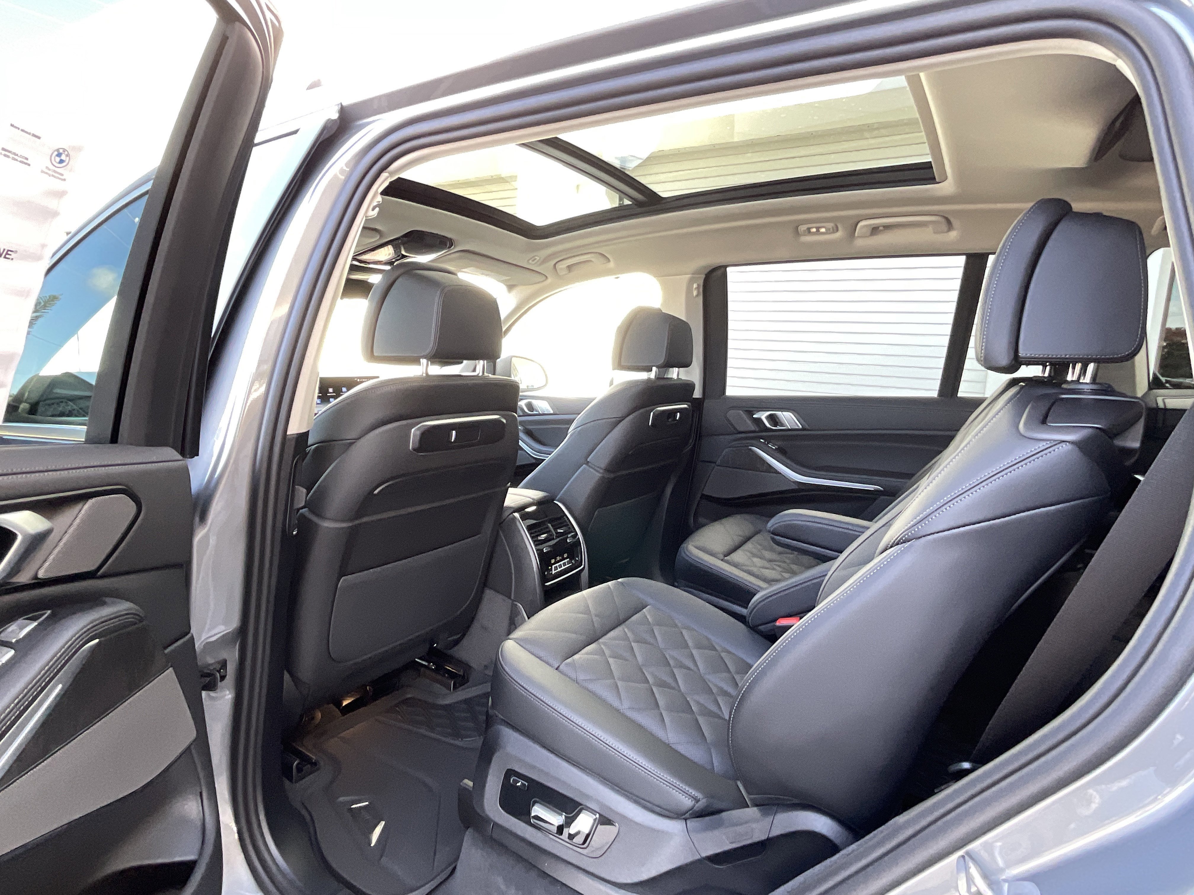 New 2026 BMW X7 xDrive40i image 24