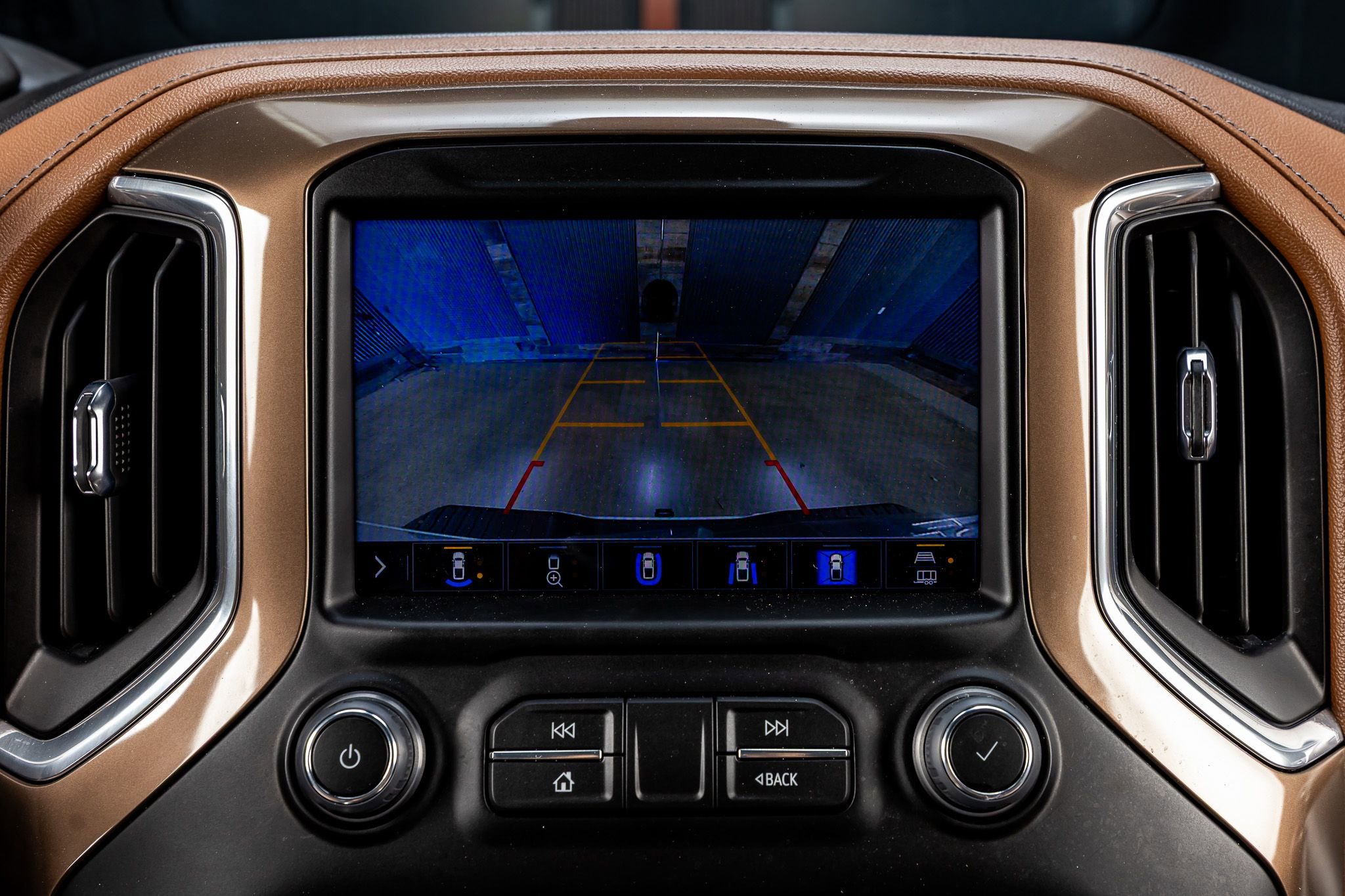 Used 2023 Chevrolet Silverado 3500 High Country image 27