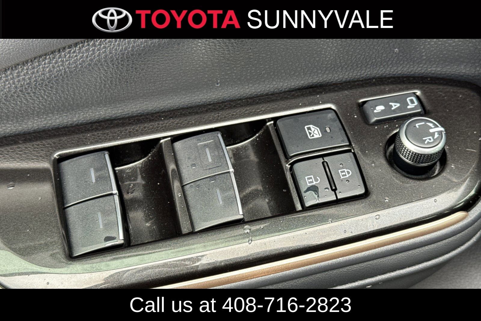 Used 2024 Toyota Crown AWD/4WD image 18