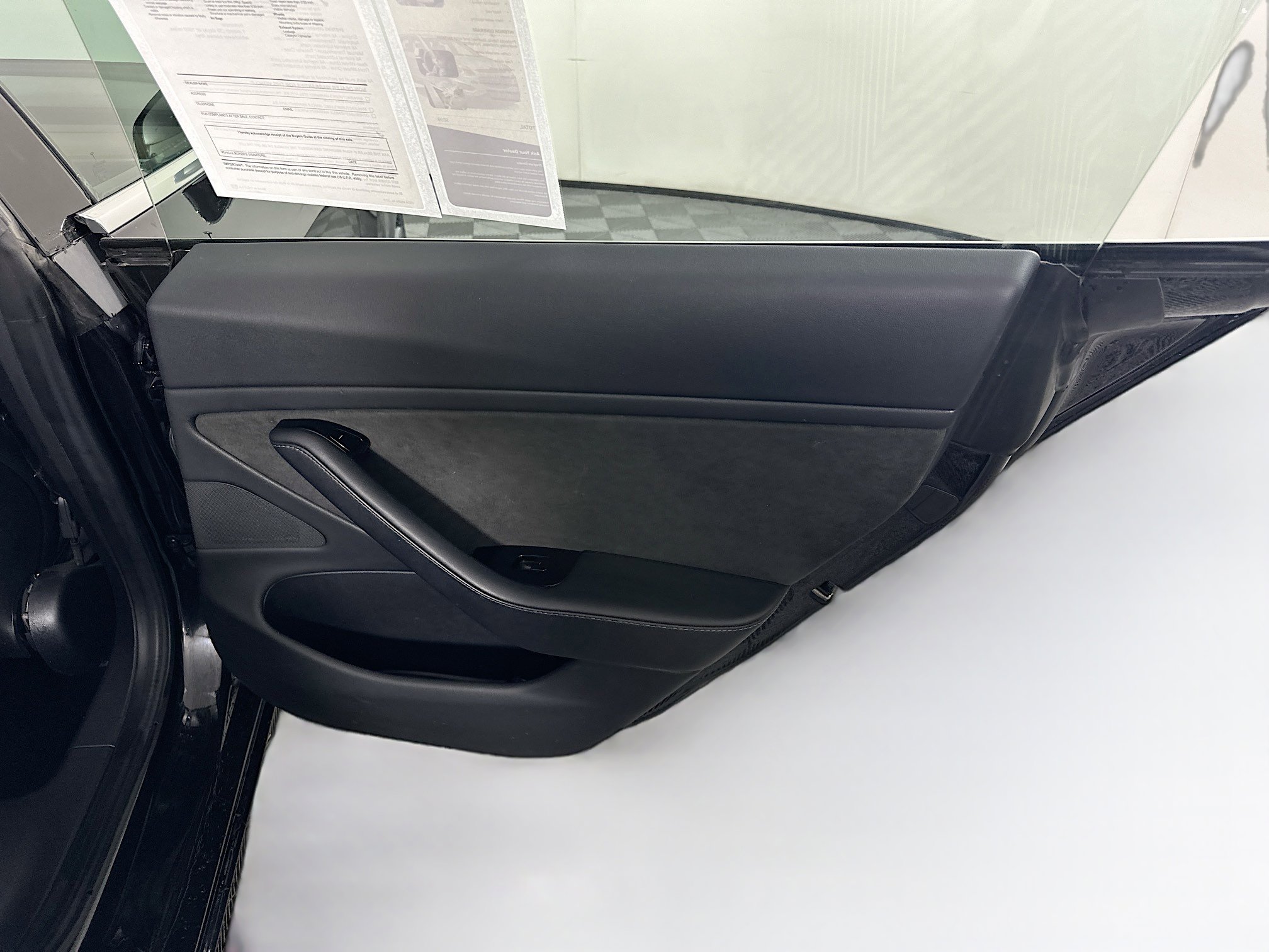 Used 2018 Tesla Model 3 Long Range image 29