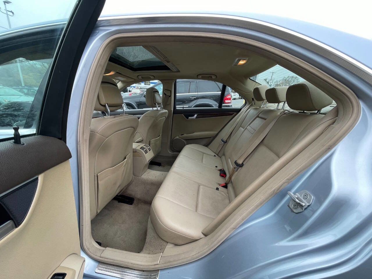 Used 2013 Mercedes-Benz C 300 4MATIC Sedan image 25