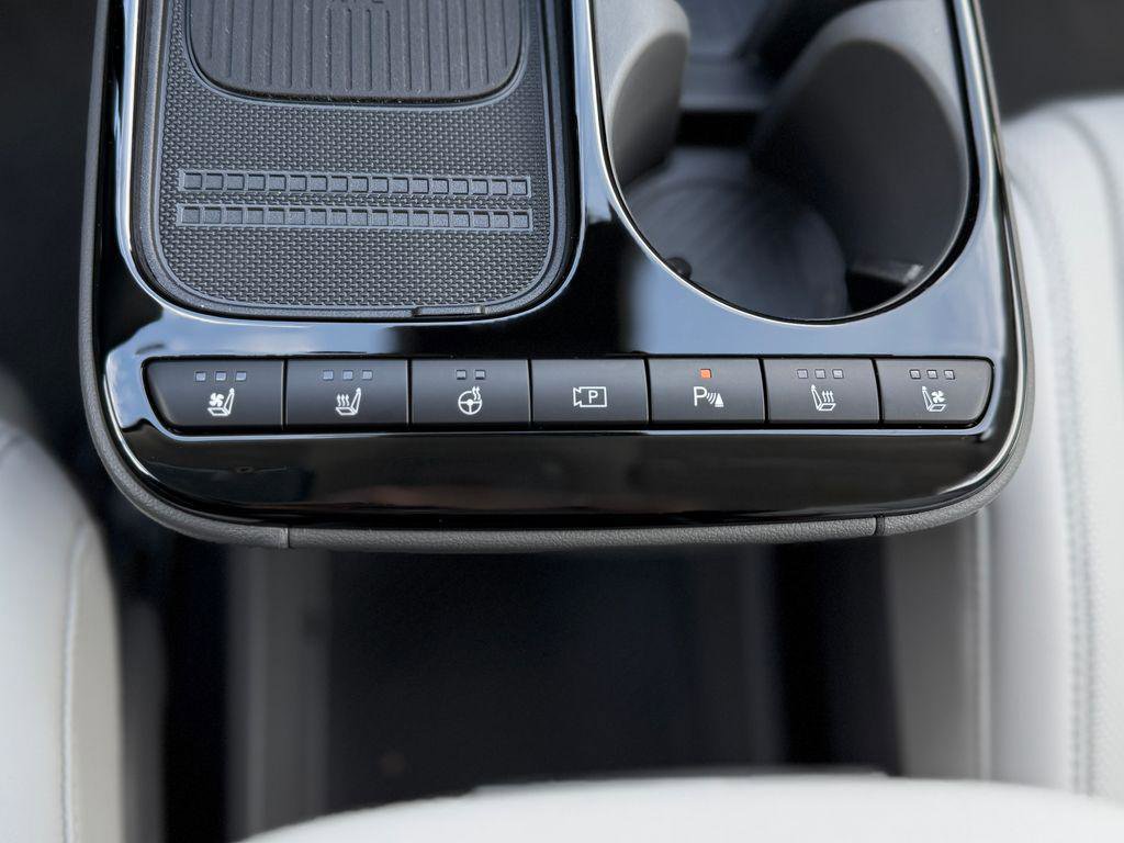 New 2026 Hyundai Ioniq 5 Limited image 17