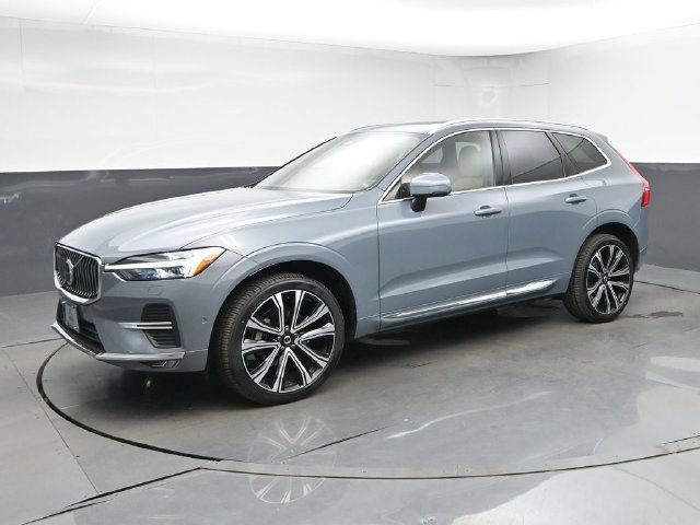 Used 2023 Volvo XC60 B5 Ultimate AWD/4WD image 4