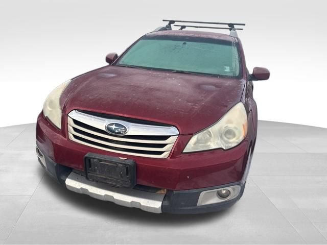 Used 2011 Subaru Outback 2.5i Limited image 3