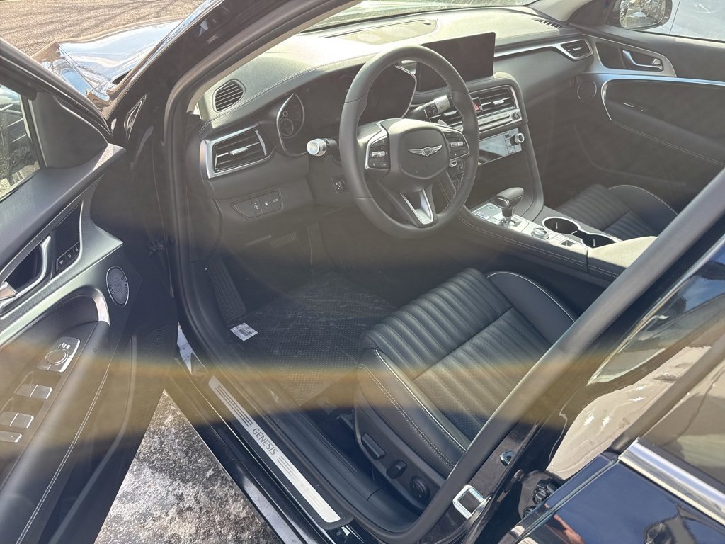 Used 2026 Genesis G70 2.5T Prestige image 11