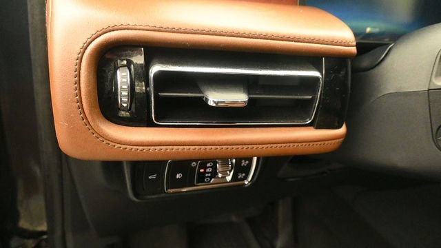 Used 2022 Lincoln Aviator Reserve w/ Equipment Group 201A RWD image 16